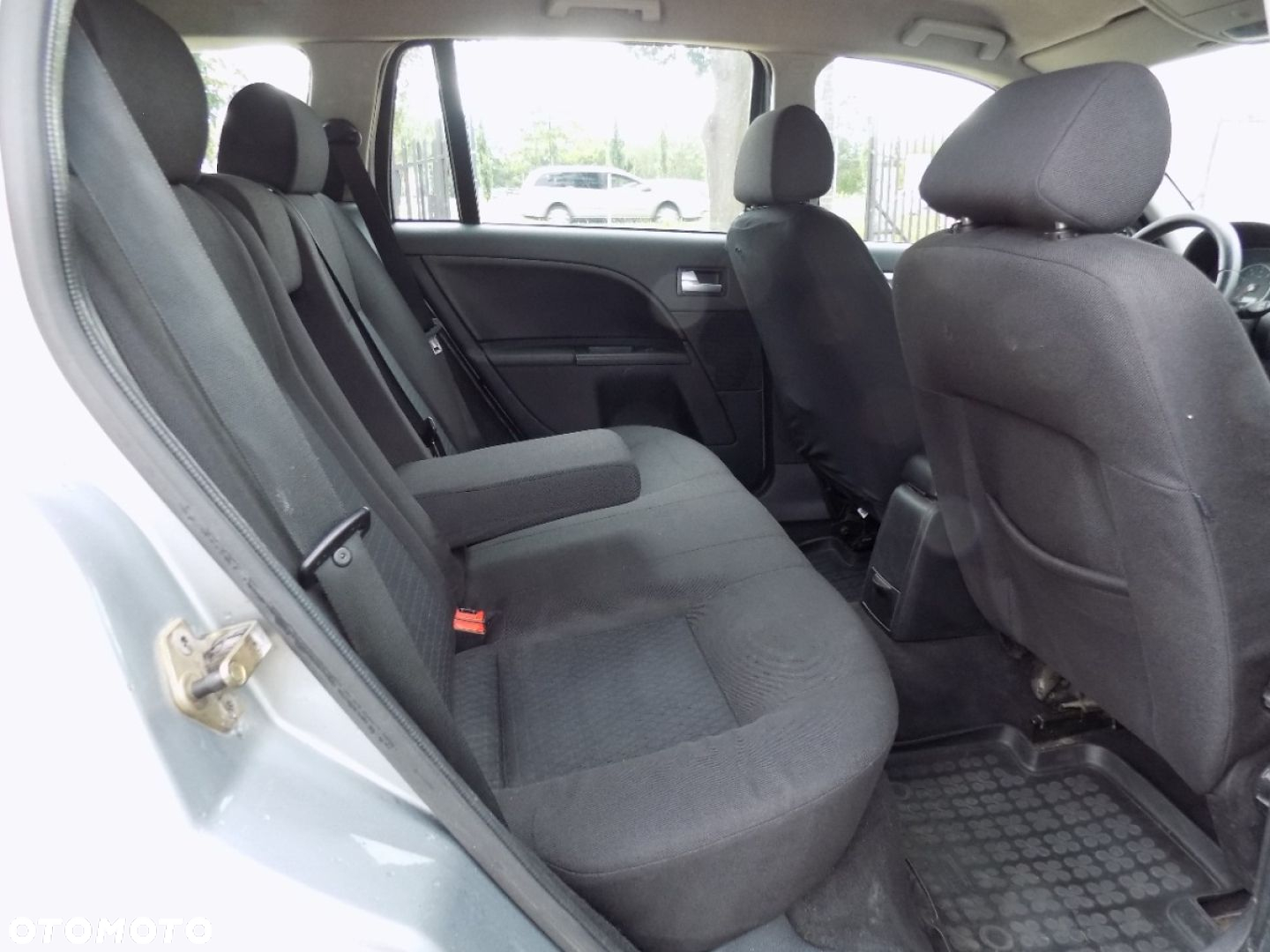 Ford Mondeo - 8