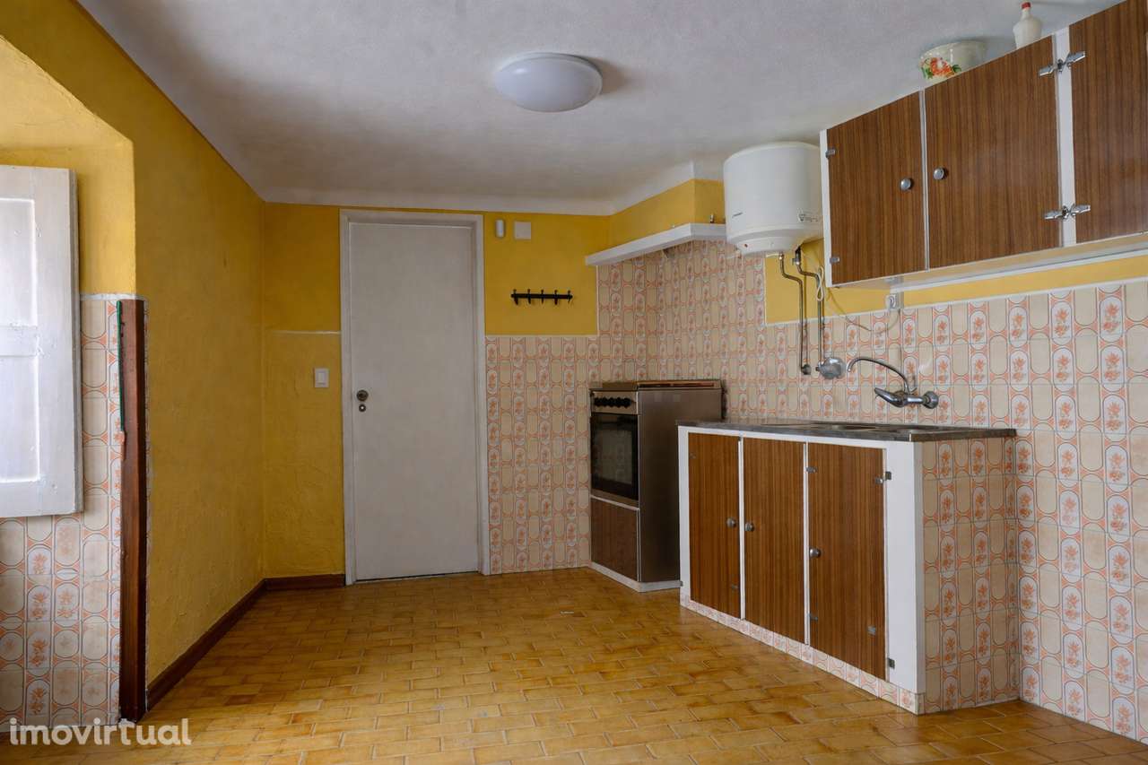 Moradia habitável no Reguengo Grande - Grande imagem: 4/11