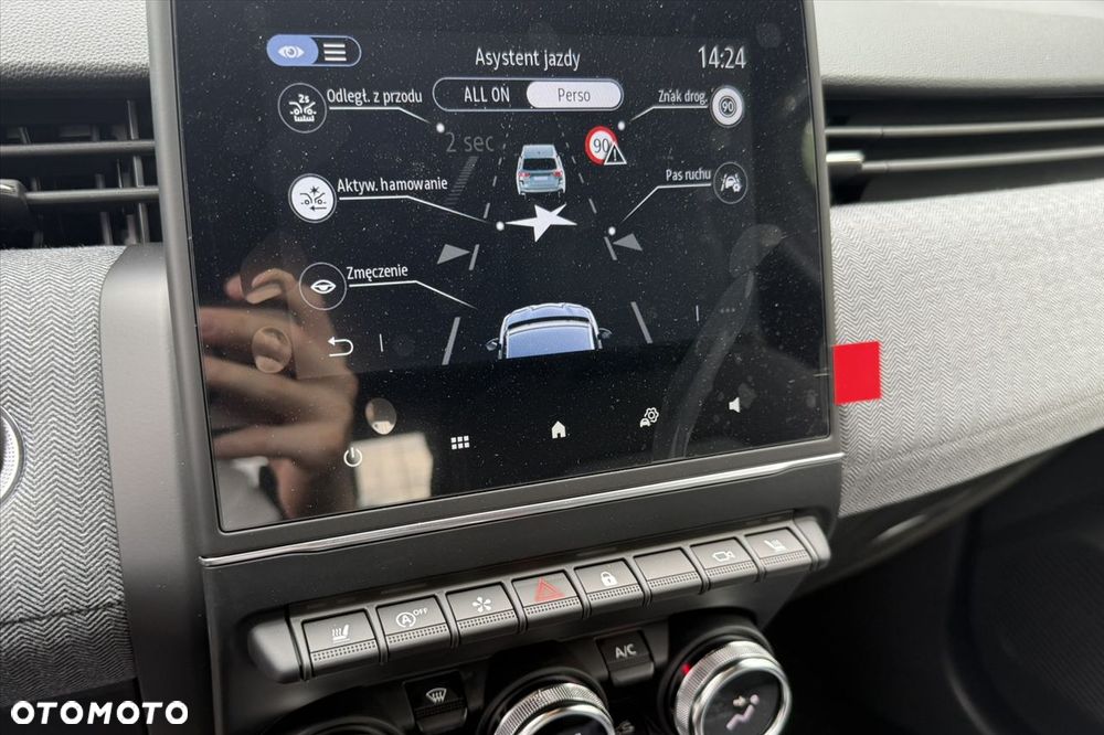 Renault Clio 1.0 TCe Techno - 12