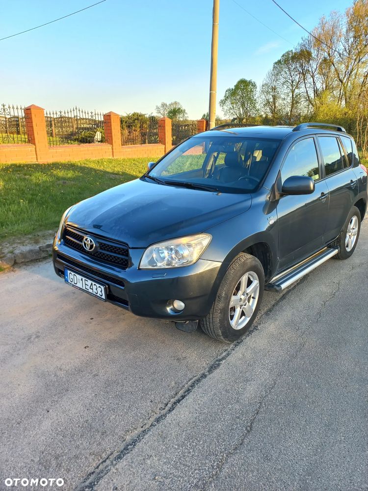 Toyota RAV4 2.2 D-4D Premium - 9