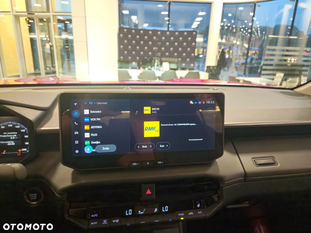Toyota Hilux 2.8 D-4D mHEV Double Cab Invincible 4x4 - 22