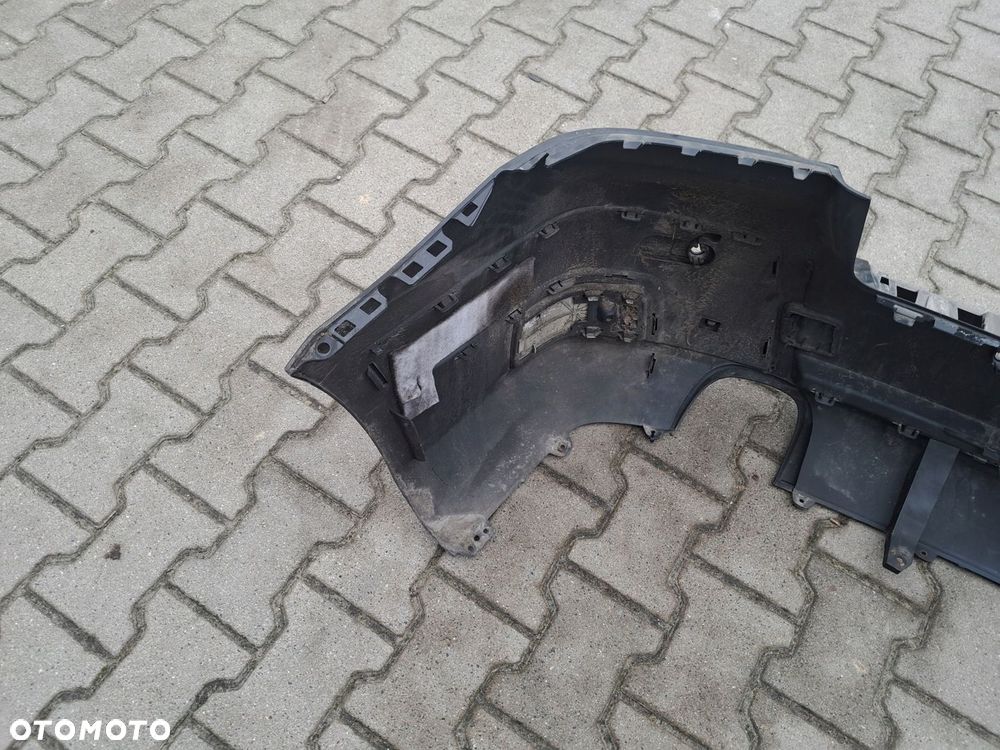 ZDERZAK TYLNY TYŁ MERCEDES GLK W204 PDC - 8