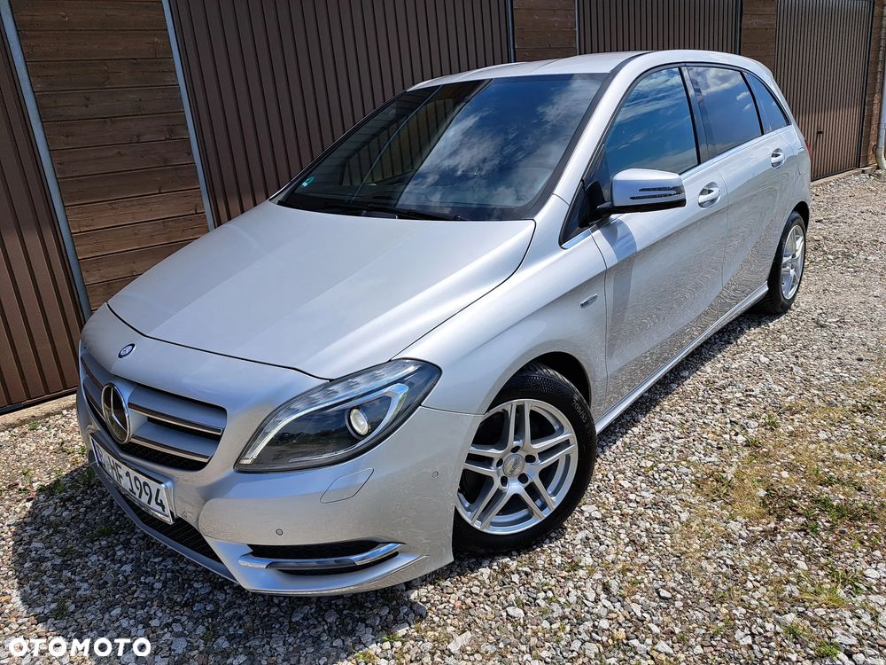 Mercedes-Benz Klasa B 200 (BlueEFFICIENCY) - 2