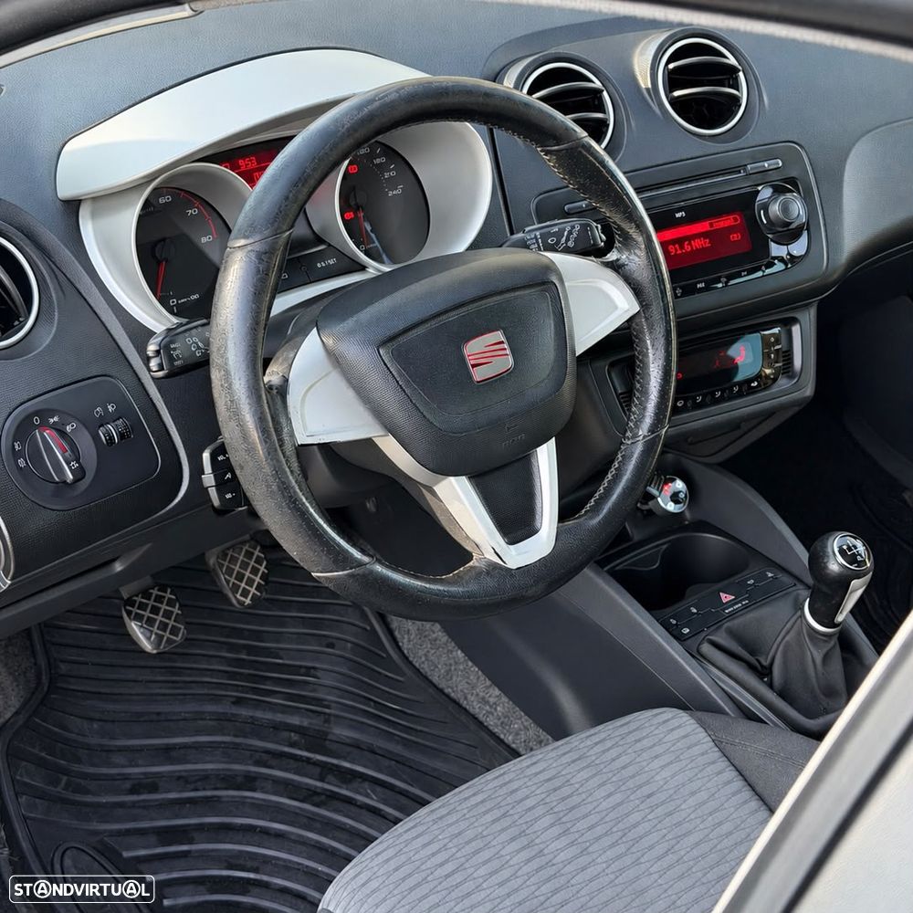 SEAT Ibiza 1.2 TSi 25 Anos - 8