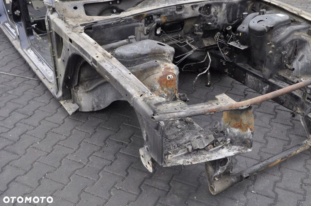 BENTLEY ARNAGE  ĆWIARTKA PODŁUŻNICA PRAWA PRZÓD - 4