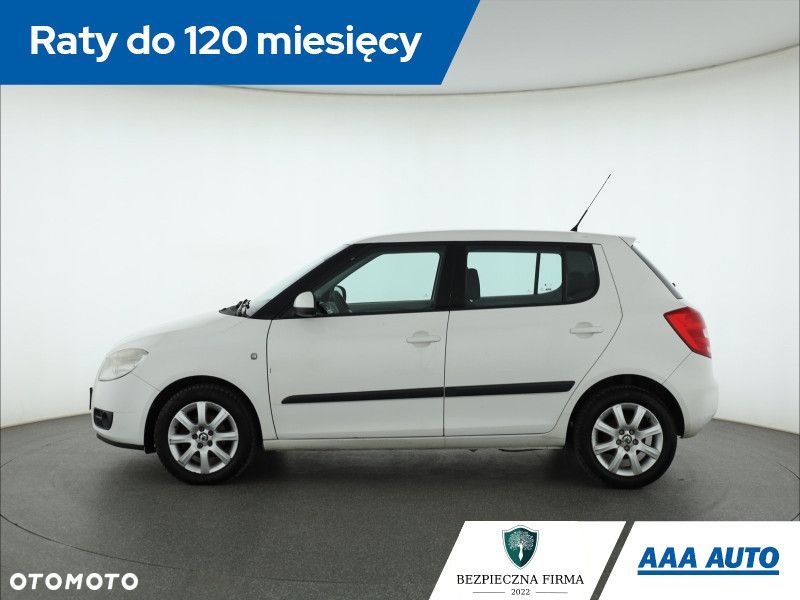 Skoda Fabia - 4