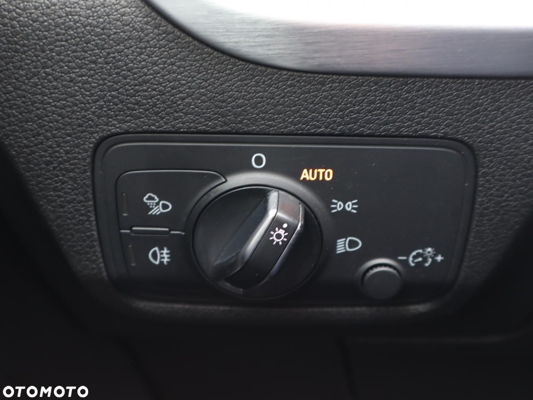 Audi Q2 - 18
