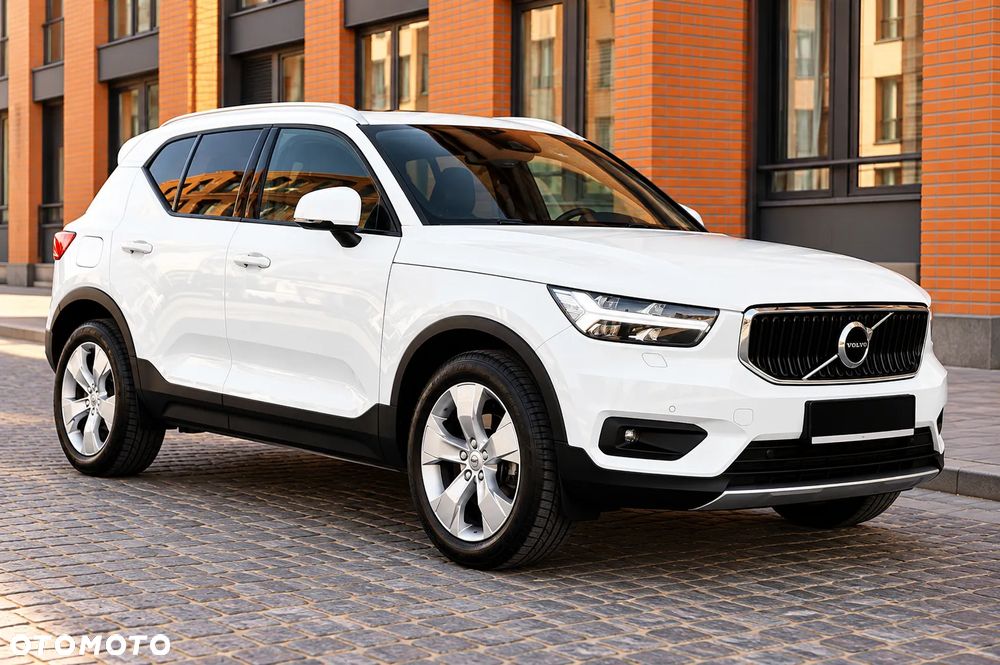 Volvo XC 40 T3 Momentum Pro - 19