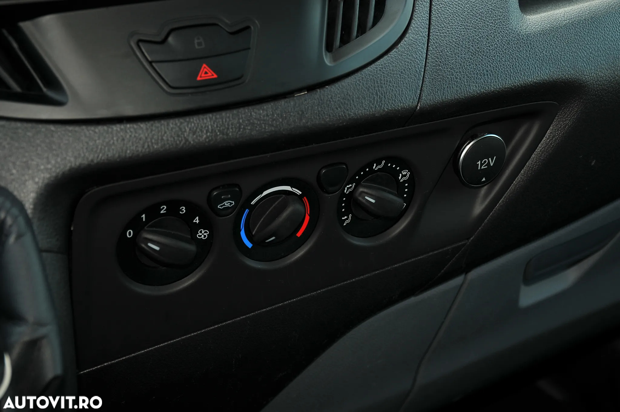 Ford Transit - 20
