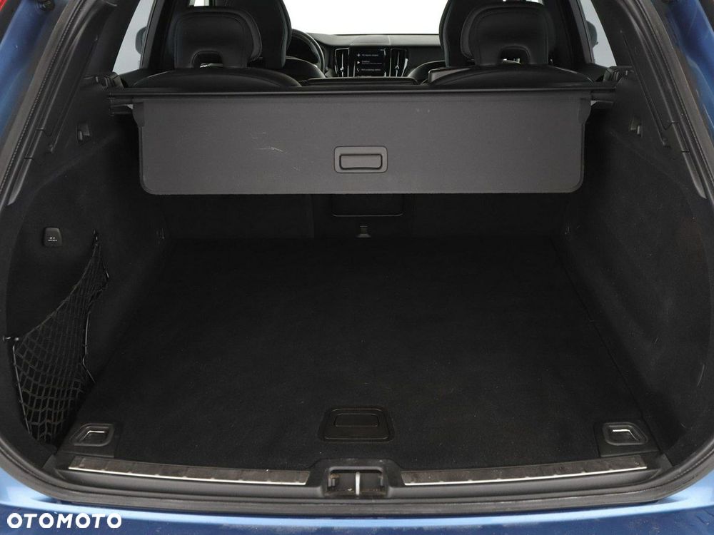 Volvo XC 60 T5 AWD Geartronic RDesign - 21