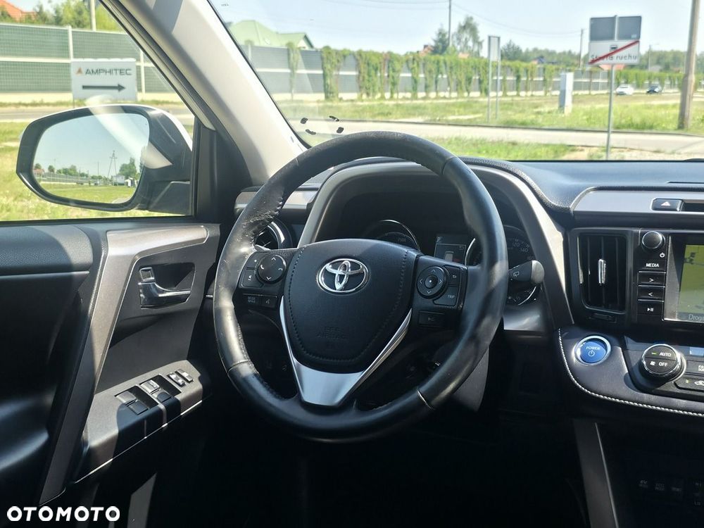 Toyota RAV4 - 15