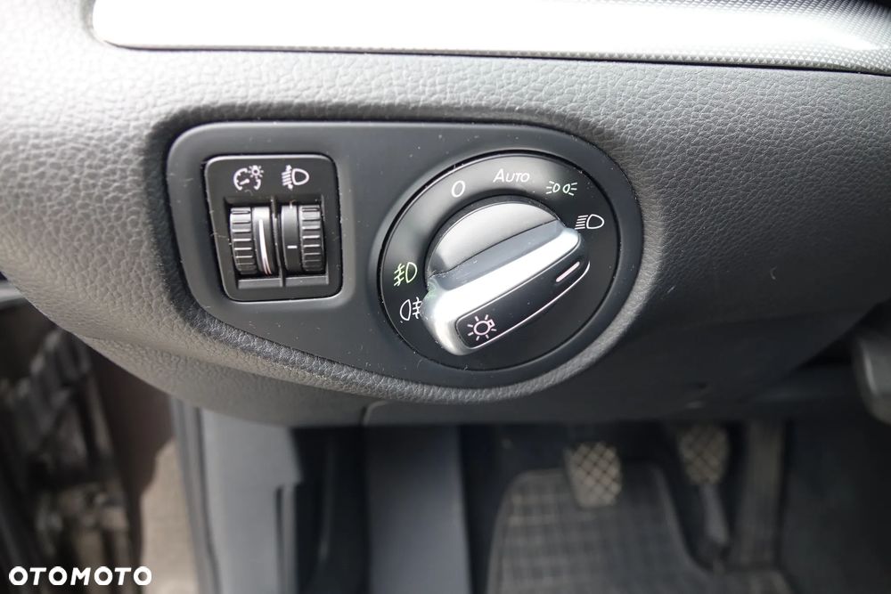Volkswagen Sharan 2.0 TDI Highline - 25