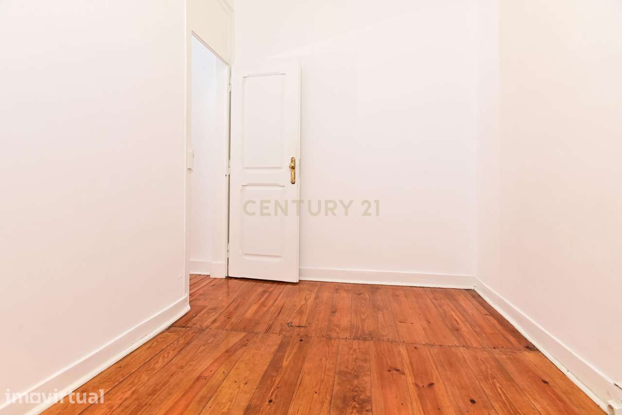 Apartamento T3 para arrendamento em Arroios, Lisboa perto do Hospital - Grande imagem: 4/29