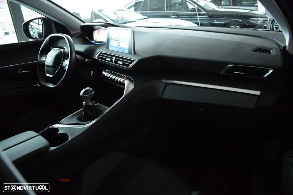 Peugeot 3008 1.5 BlueHDi Active - 42