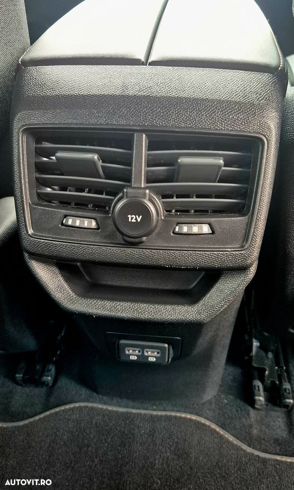 Peugeot 3008 PHEV 300 EAT8 4X4 GT - 10