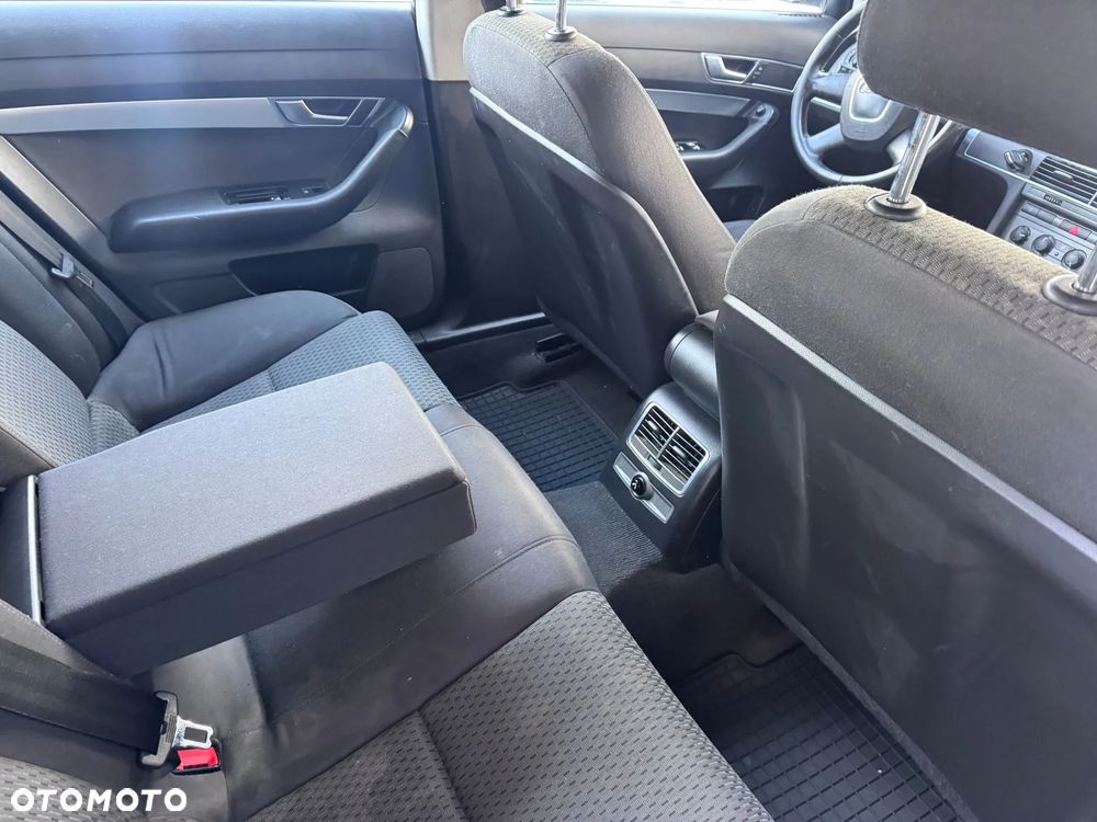 Audi A6 Avant - 15