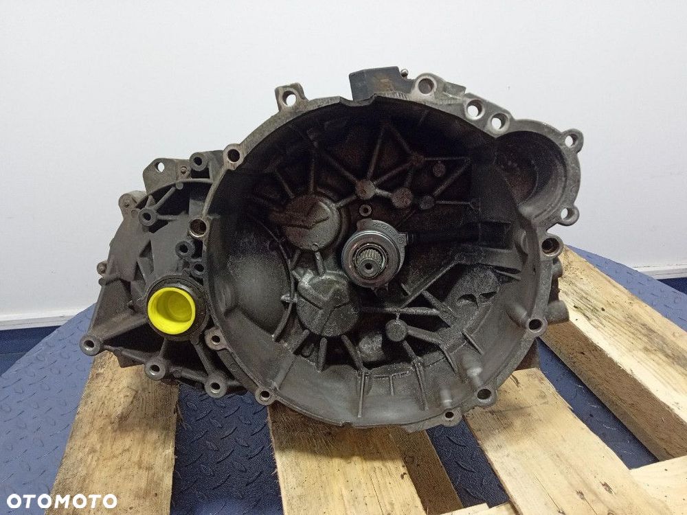 VOLVO S40 V50 C30 C70 II 2.4 170KM SKRZYNIA BIEGÓW MANUALNA 5B M56H - 1