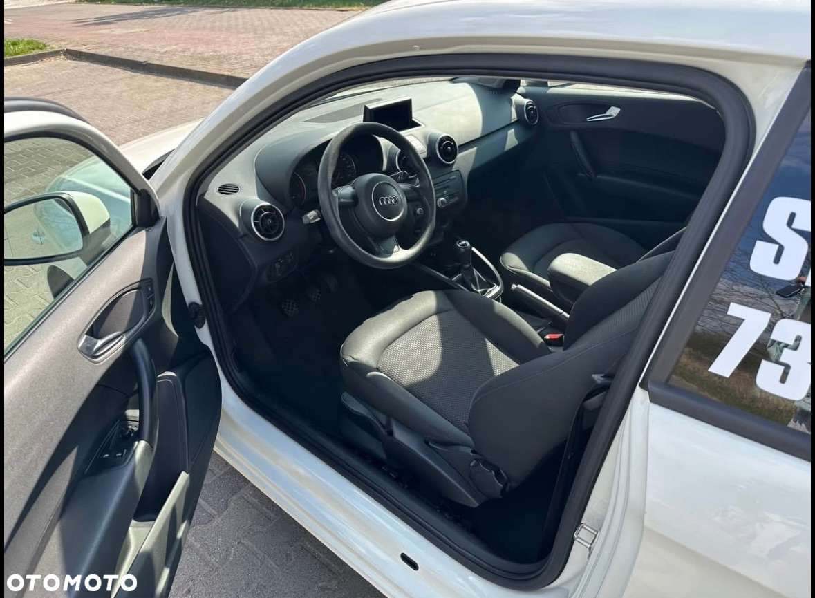 Audi A1 1.6 TDI Attraction - 12