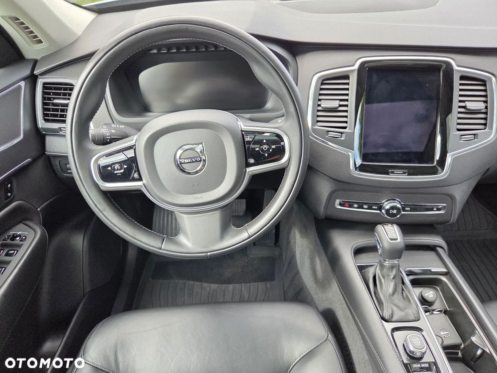 Volvo XC 90 T5 AWD Momentum 7os - 32
