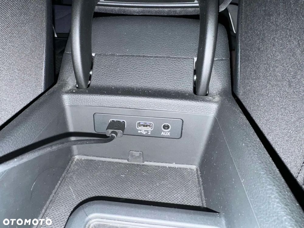 Audi A4 - 24
