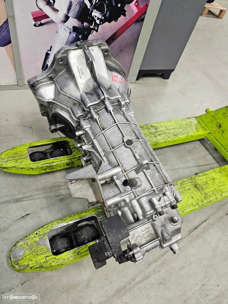 Caixa de velocidades Iveco 2.3 HPI 2018, referência 8874179 - 2