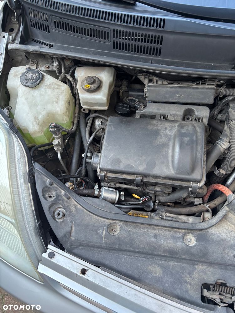 Toyota Prius 1.5 VVT-i Sol (nav) - 8