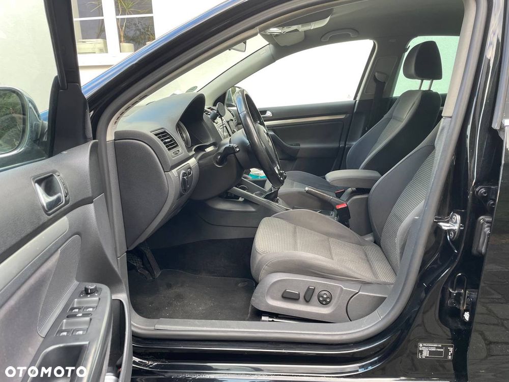 Volkswagen Jetta 2.0 TDI DPF Sportline - 14