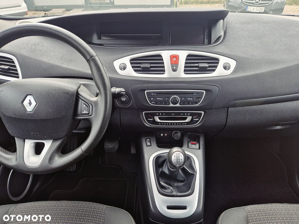 Renault Scenic TCe 130 Dynamique - 24