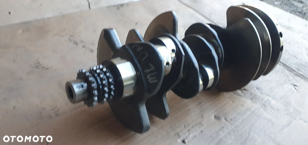 Wał korbowy silnika Mercedes ML W163 Lift 4.0 CDI A62800 - 2