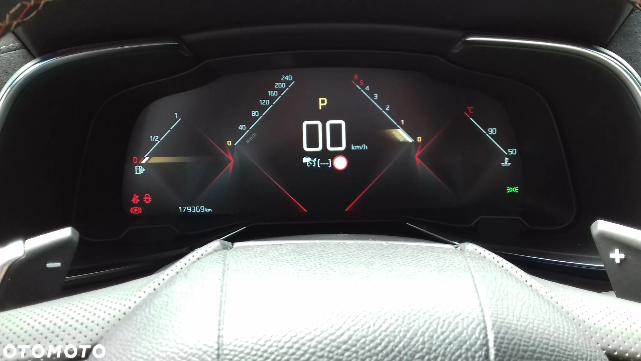 DS Automobiles DS 7 Crossback 2.0 BlueHDi Performance Line + - 22