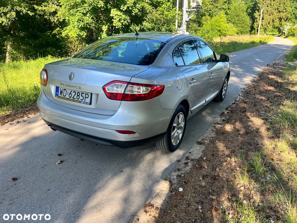 Renault Fluence 1.6 16V Zen - 4