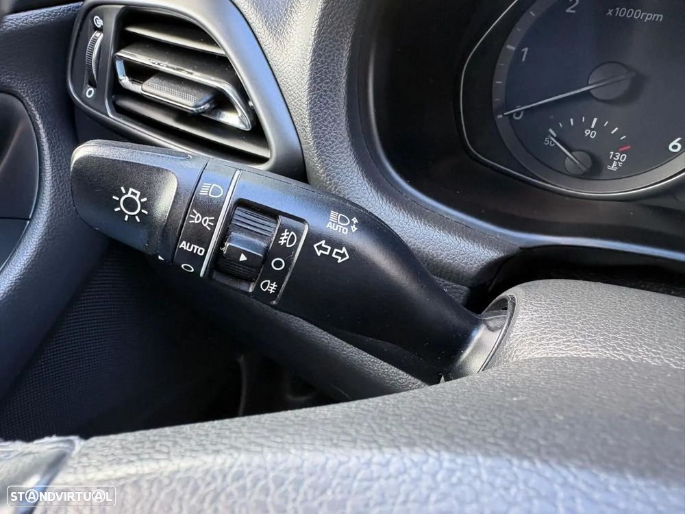 Hyundai i30 1.6 CRDi STyle Plus - 39