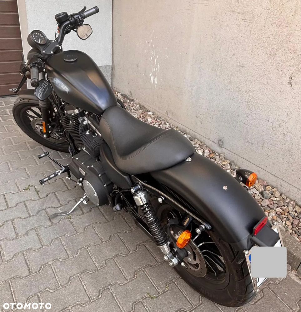 Harley-Davidson Sportster Iron 883 - 6