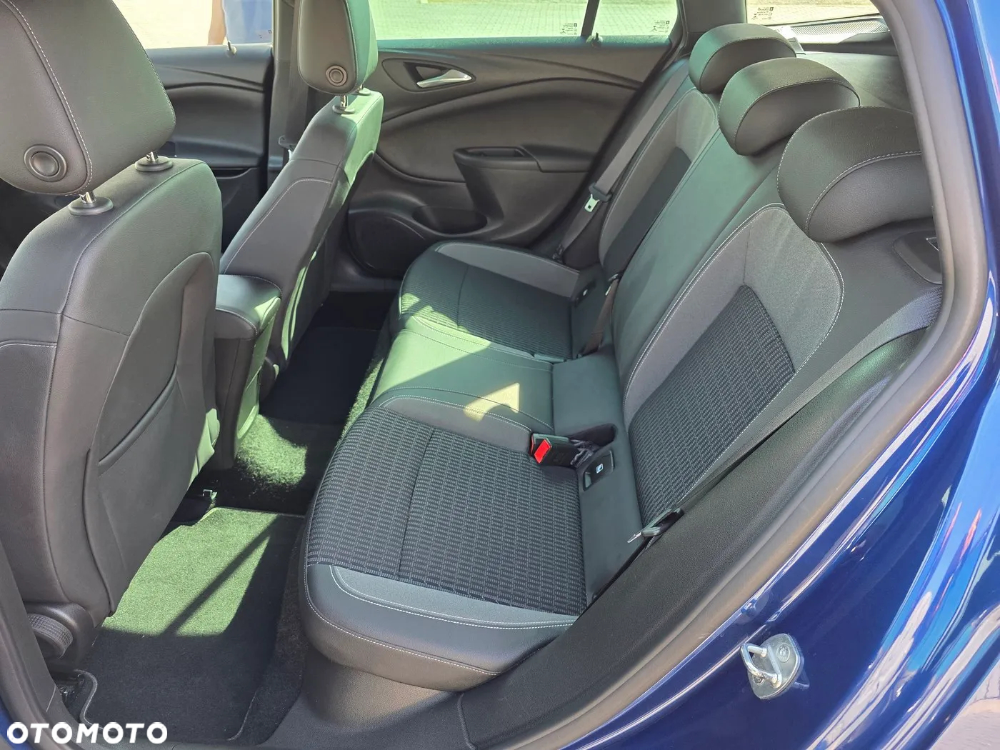 Opel Astra V 1.2 T Ultimate S&S - 20