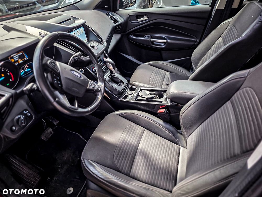 Ford Kuga 2.0 TDCi 4WD Titanium Plus - 16
