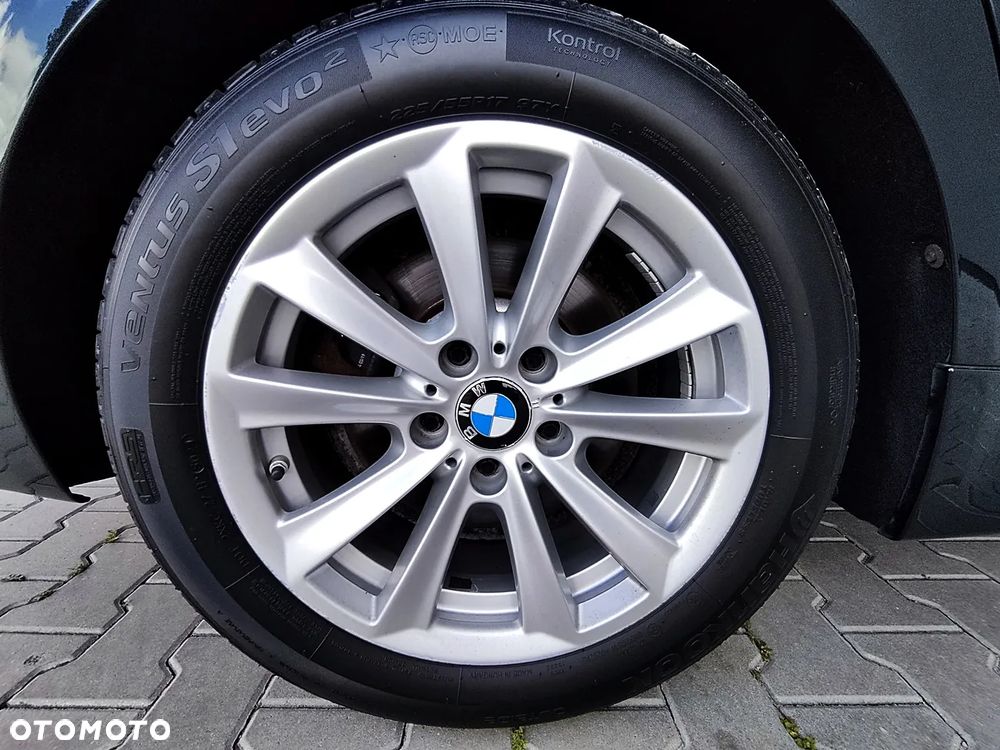 BMW Seria 5 528i xDrive - 30