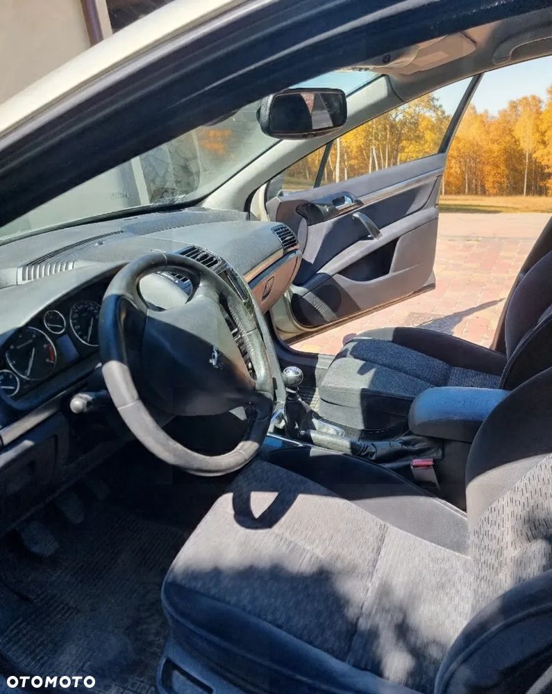 Peugeot 407 2.0 HDi Premium Navtech - 15