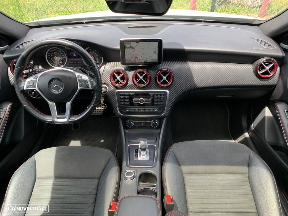 Mercedes-Benz A 45 AMG 4-Matic - 15