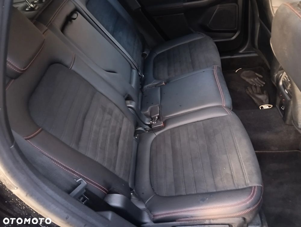 Ford Kuga 2.0 EcoBlue Hybrid ST-LINE X - 6