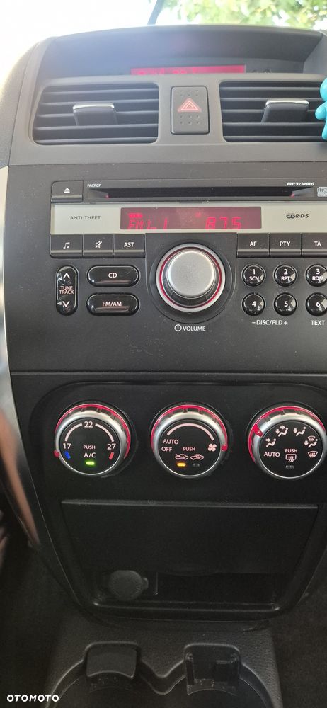 Suzuki SX4 - 4