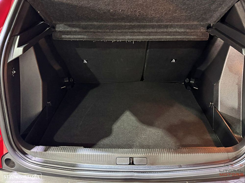 Peugeot 2008 1.2 PureTech SE Style - 10