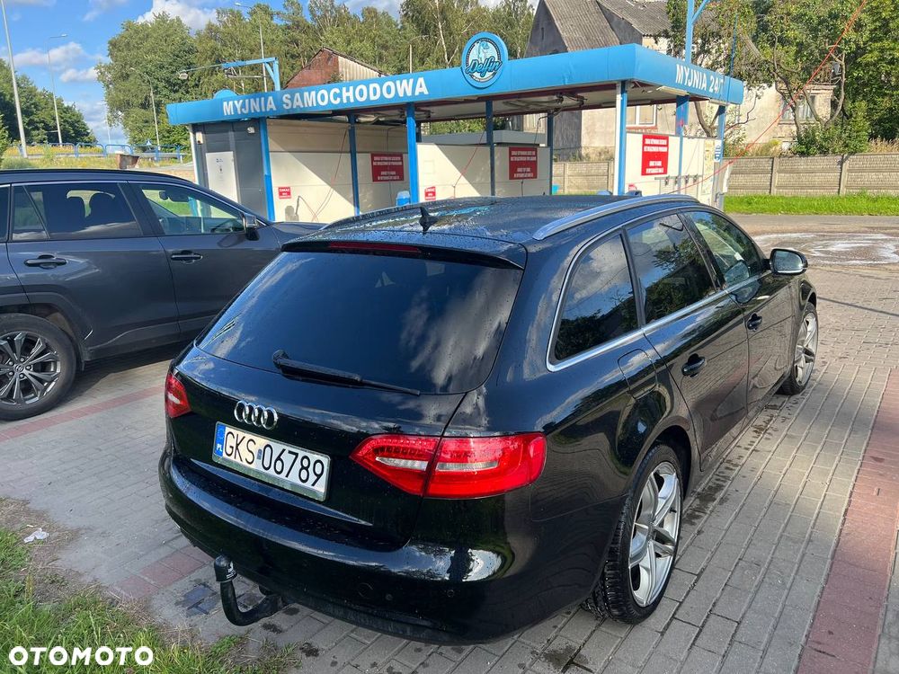 Audi A4 Avant 2.0 TDI DPF clean diesel multitronic Ambition - 2