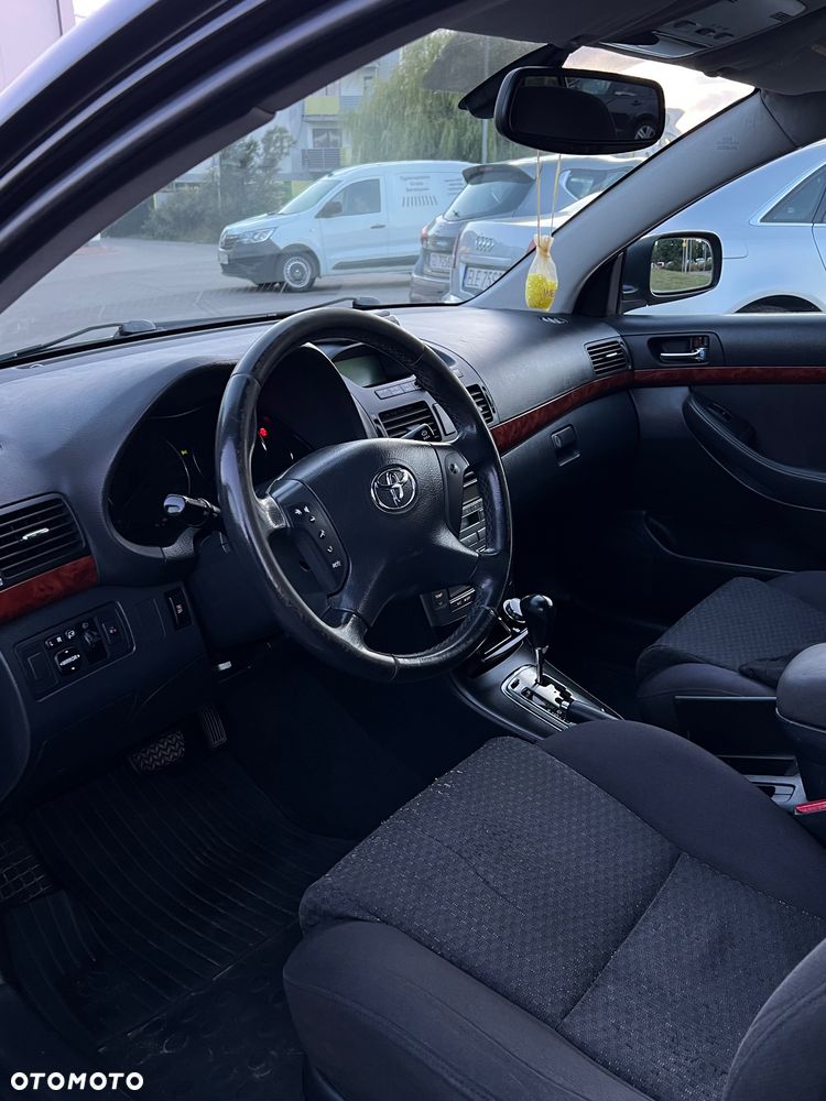 Toyota Avensis 2.0 VVT-i Automatik Executive - 20