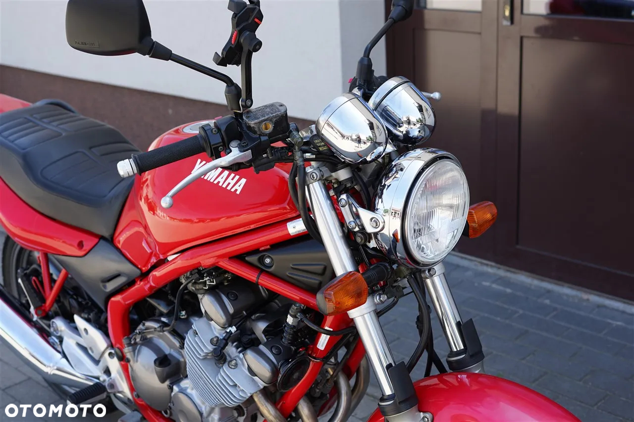 Yamaha XJ - 12
