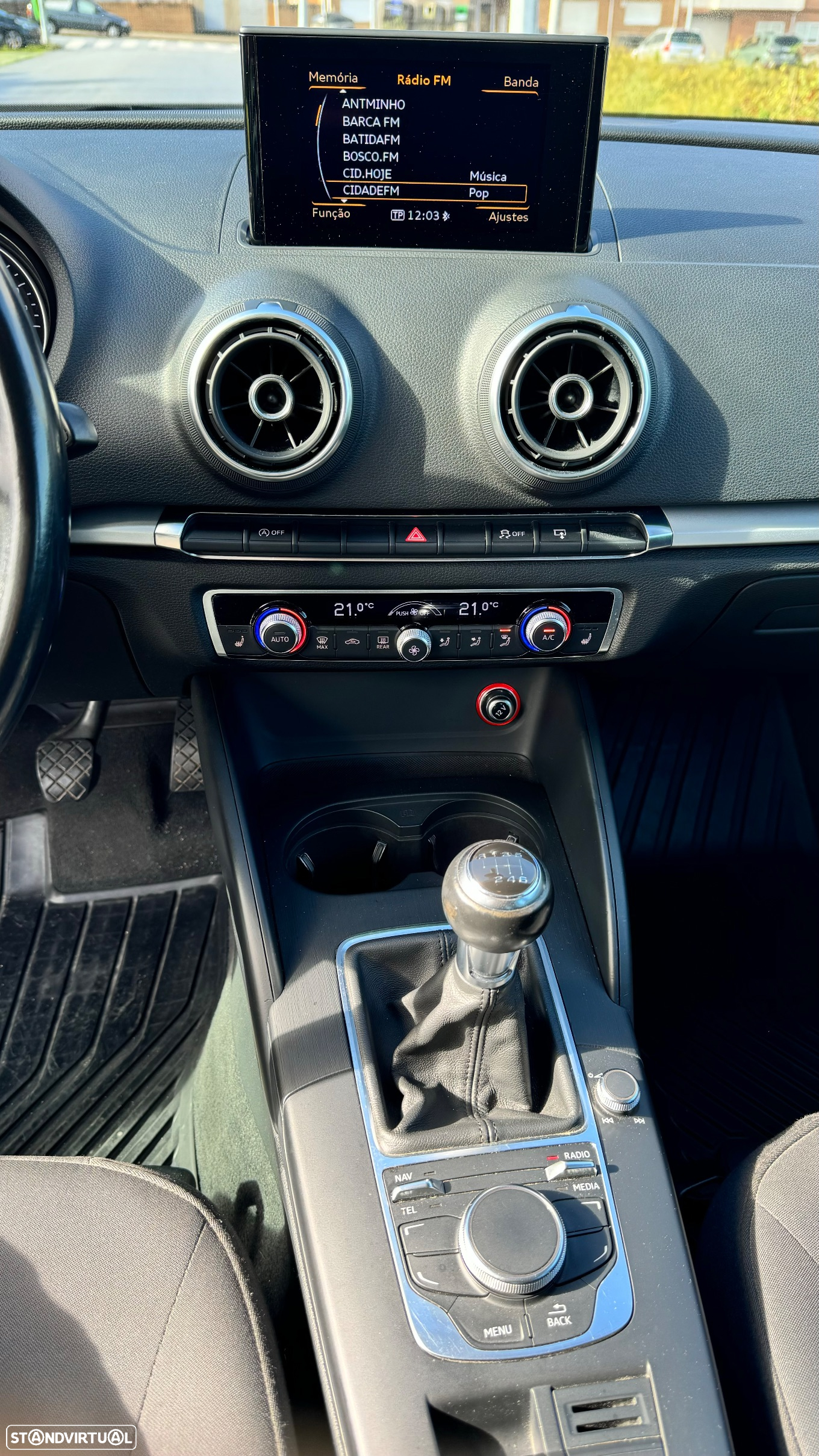Audi A3 Sportback 1.6 TDI Attraction - 11