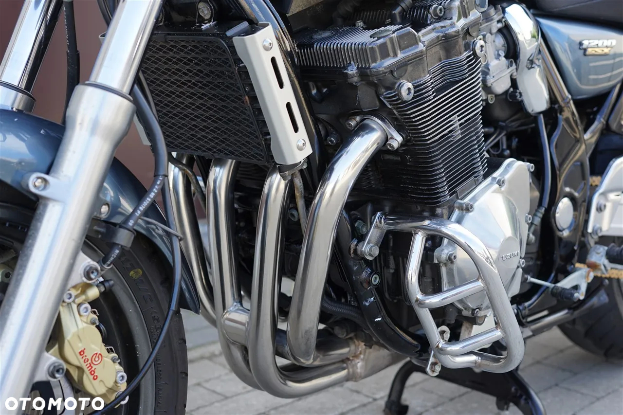 Suzuki GSX - 31