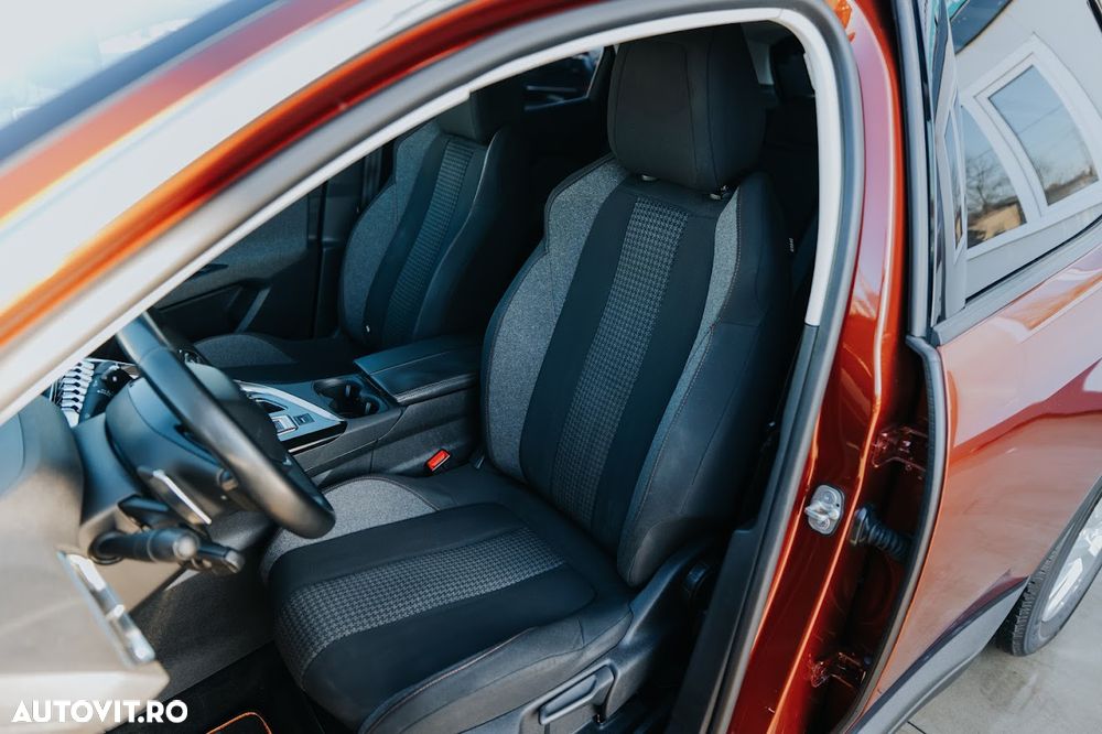 Peugeot 3008 PureTech 130 Stop & Start GPF EAT8 Allure - 11