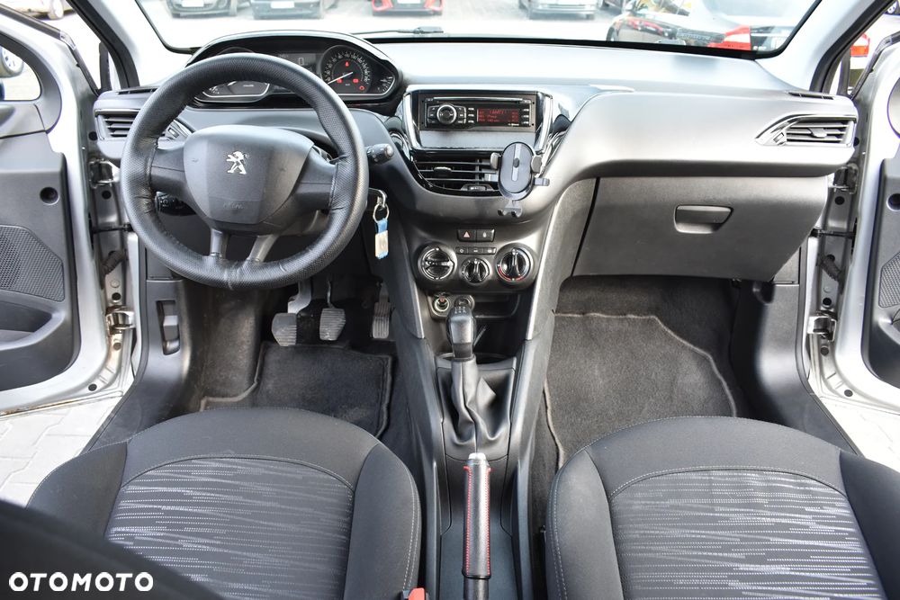 Peugeot 208 1.2 PureTech Active - 17