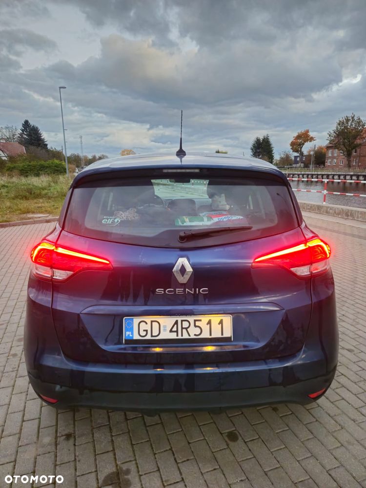 Renault Scenic - 8
