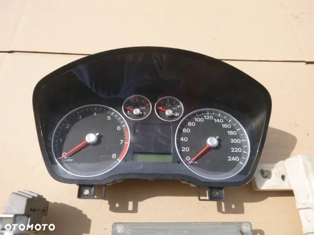 ZESTAW STARTOWY FORD FOCUS MK2 1.6 - 5